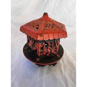 Vintage Cast Iron Spinning Carousel Merry-Go-Round Penny Coin Bank Red Black